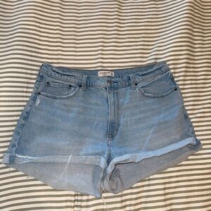 Abercrombie & Fitch Light Blue Jean Shorts Size 33.
